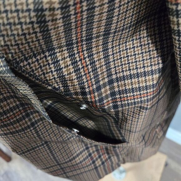 🐢 H&M Men's Size L Windbreaker Waterproof. Like New. - Picture 11 of 17